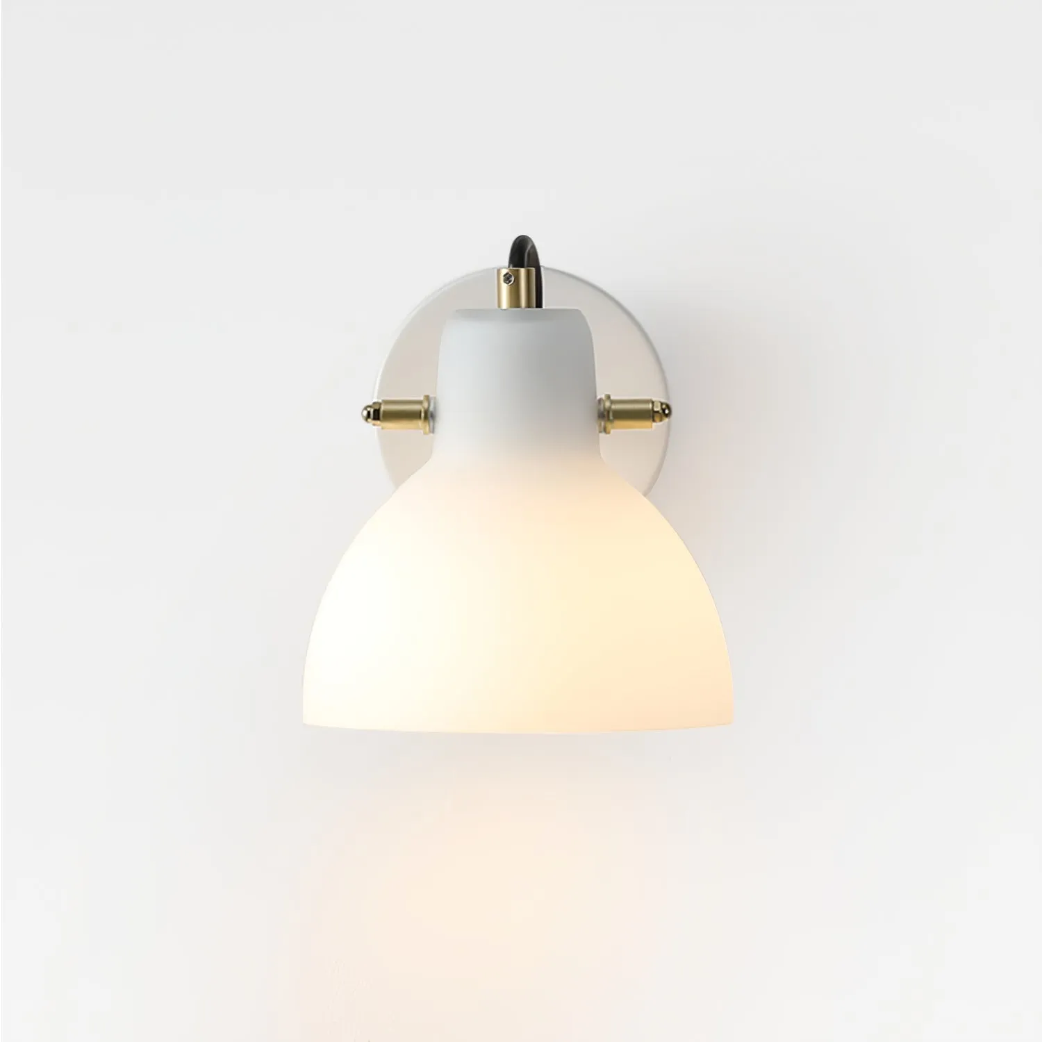 Daniel Wall Lamp