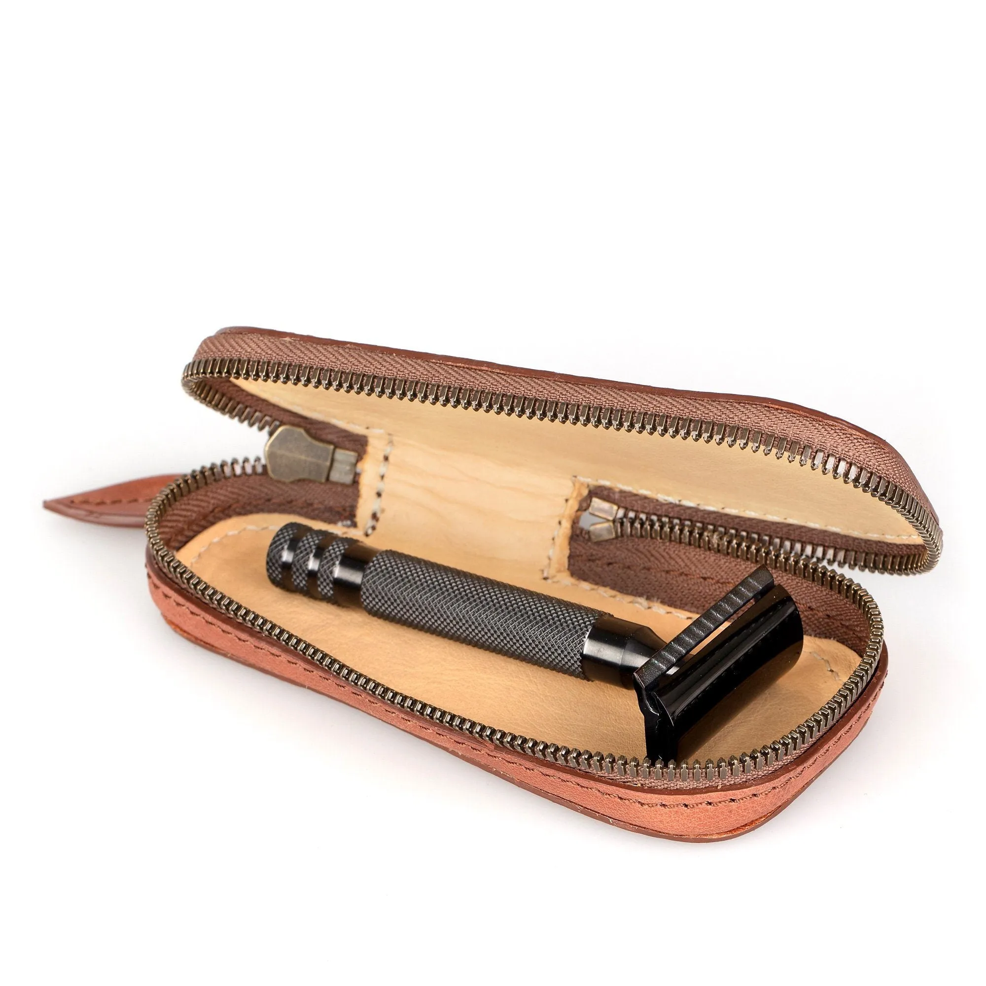 Fendrihan Leather Zip Safety Razor Case by Ruitertassen and Fendrihan Stainless Steel Razor, Save $10