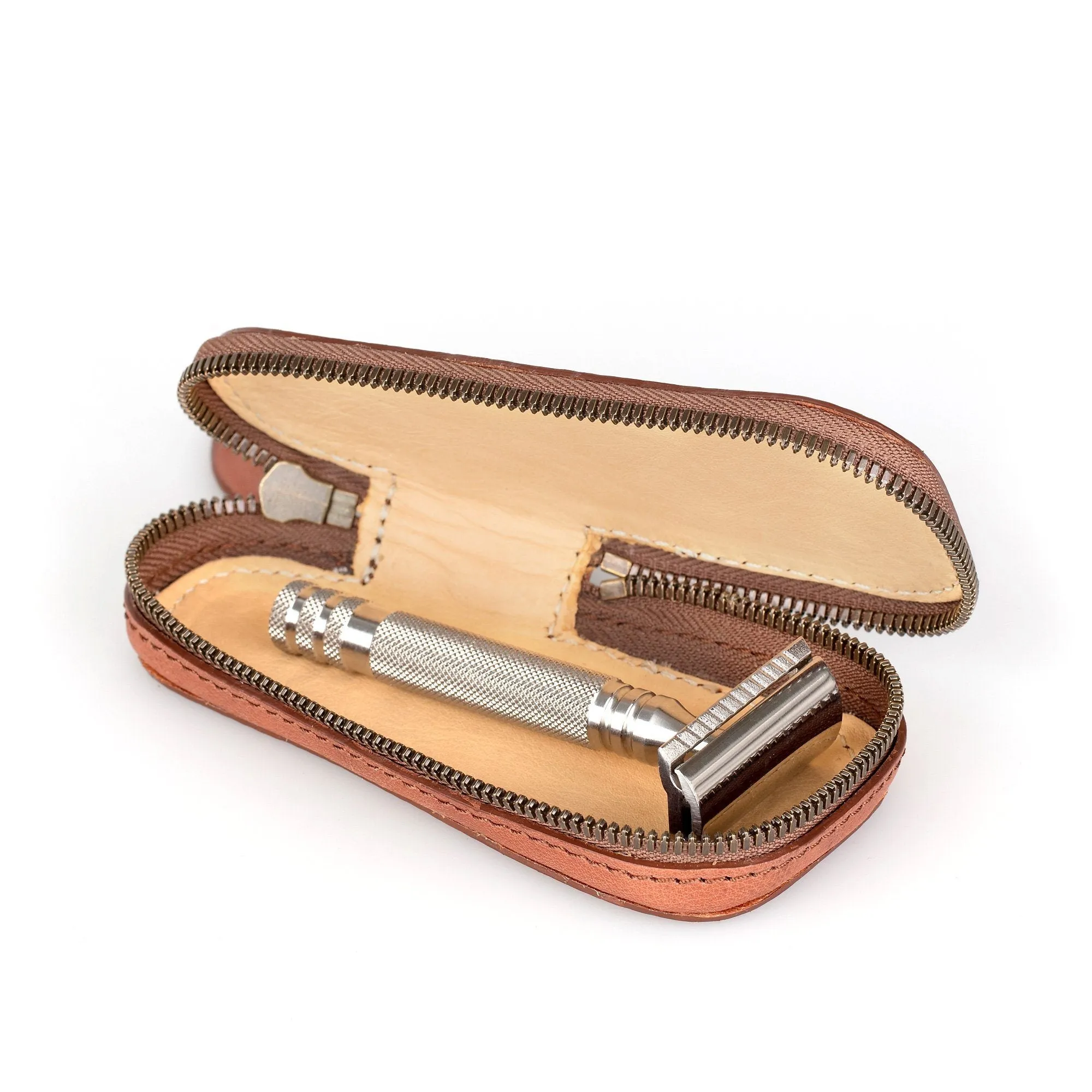 Fendrihan Leather Zip Safety Razor Case by Ruitertassen and Fendrihan Stainless Steel Razor, Save $10