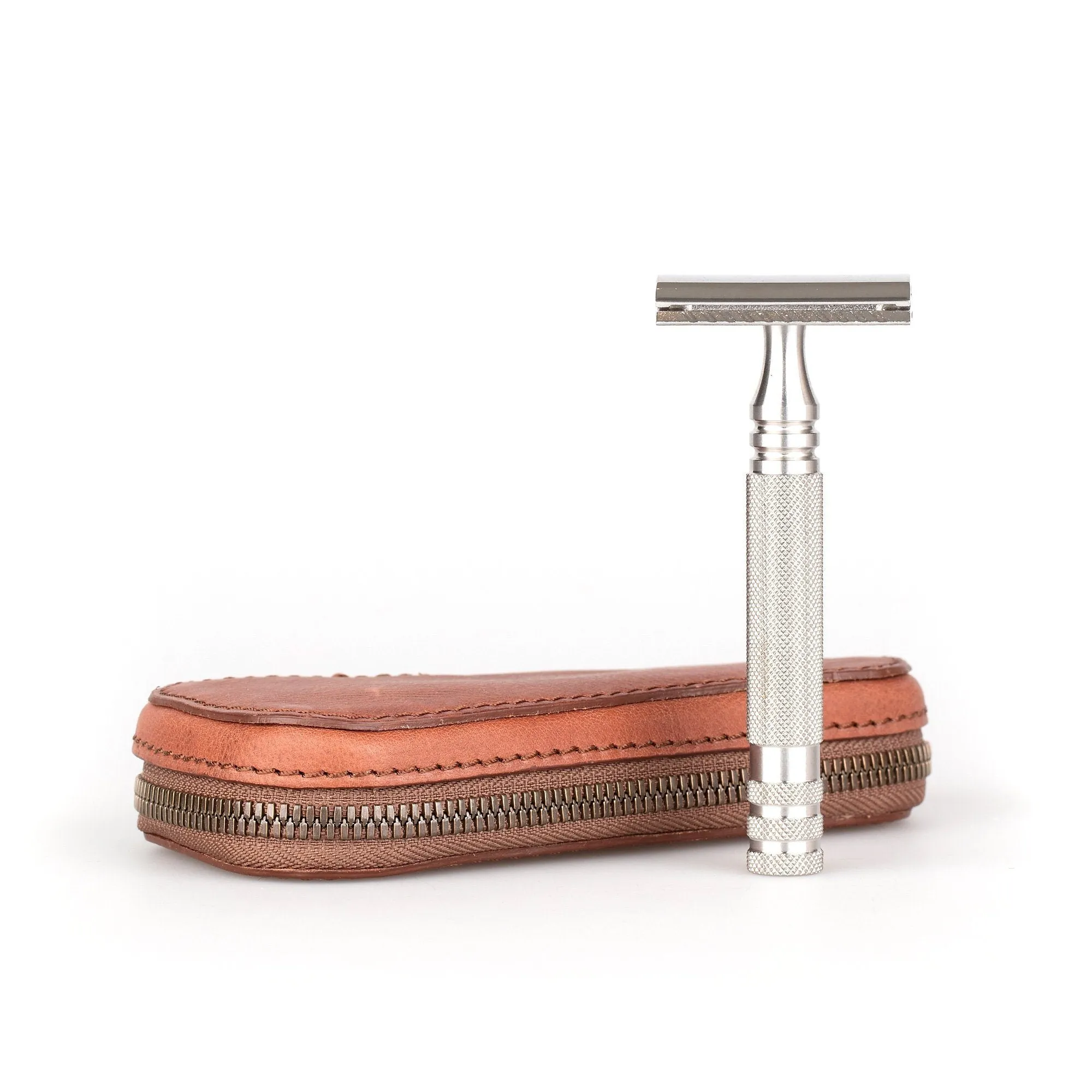 Fendrihan Leather Zip Safety Razor Case by Ruitertassen and Fendrihan Stainless Steel Razor, Save $10