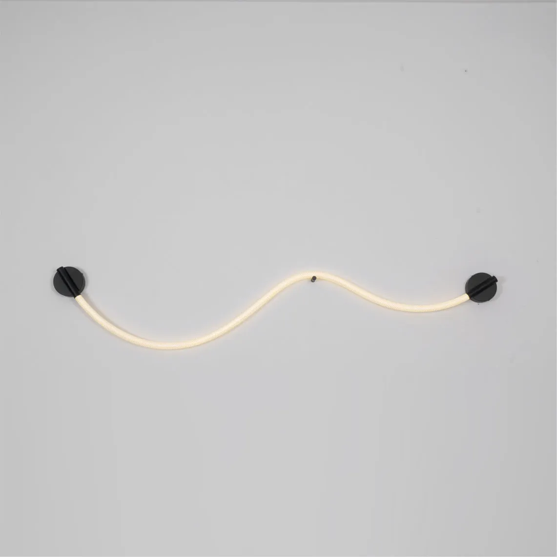 Flecto Tube Wall Lamp