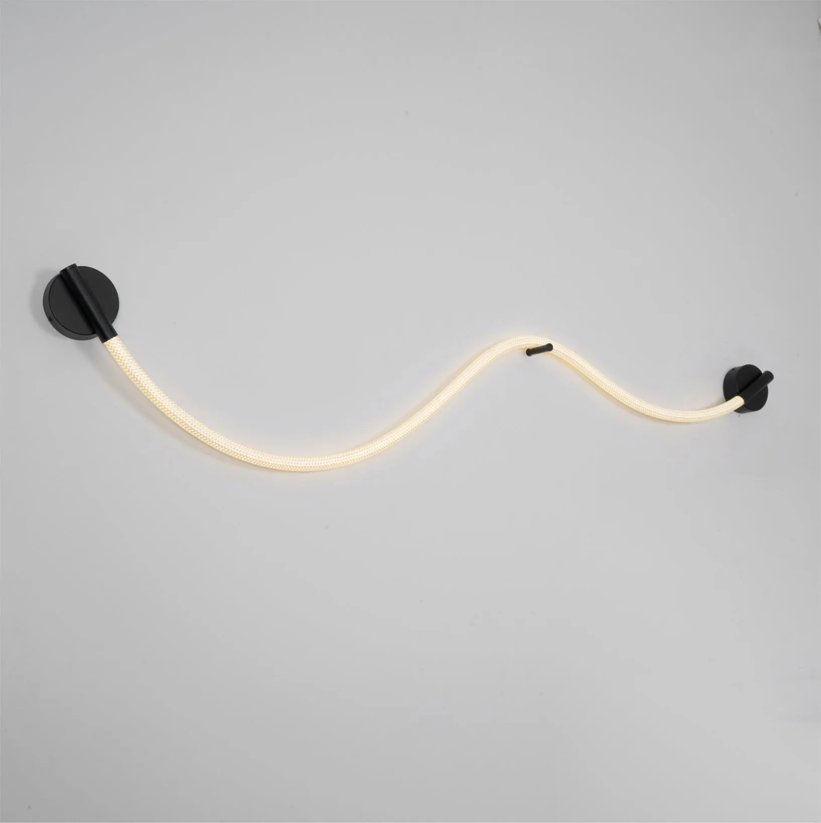 Flecto Tube Wall Lamp