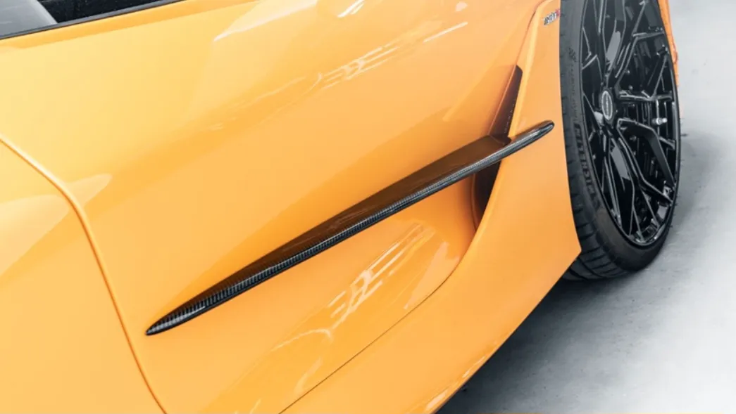 Future Design Carbon Fiber Side Door Blades for McLaren 720S