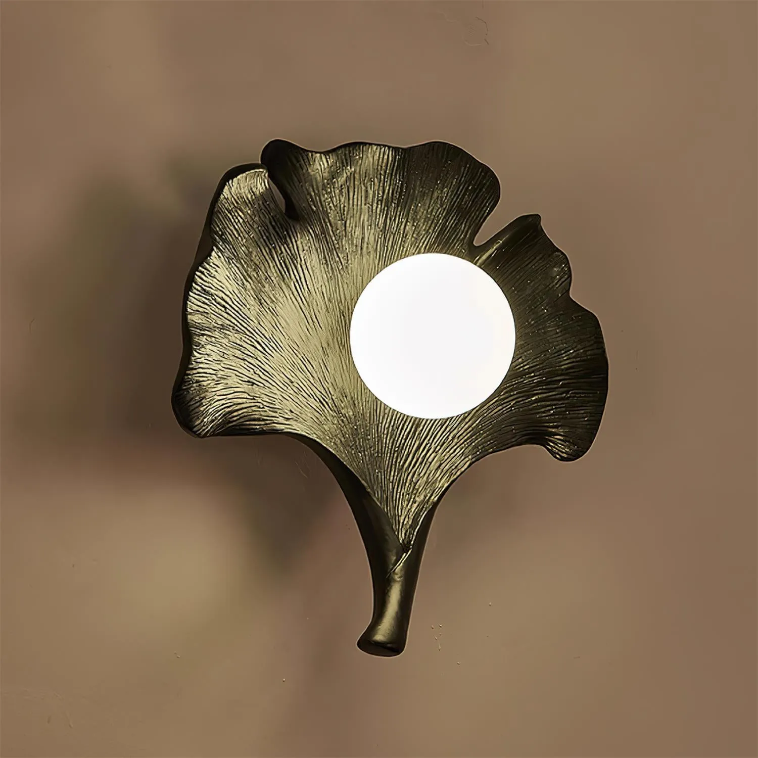 Ginkgo Leaf Wall Lamp 9.8″