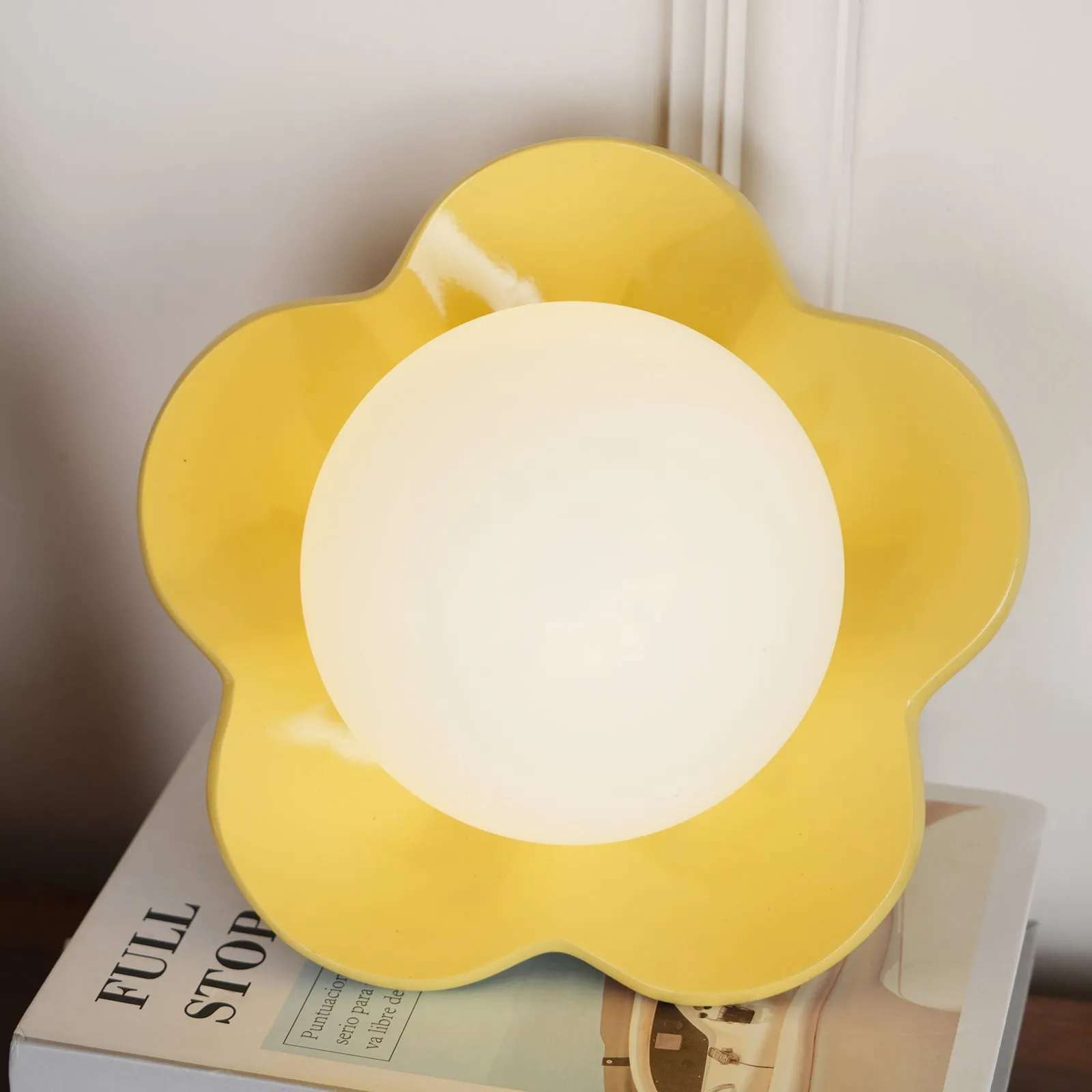 La Fleur Wall Lamp