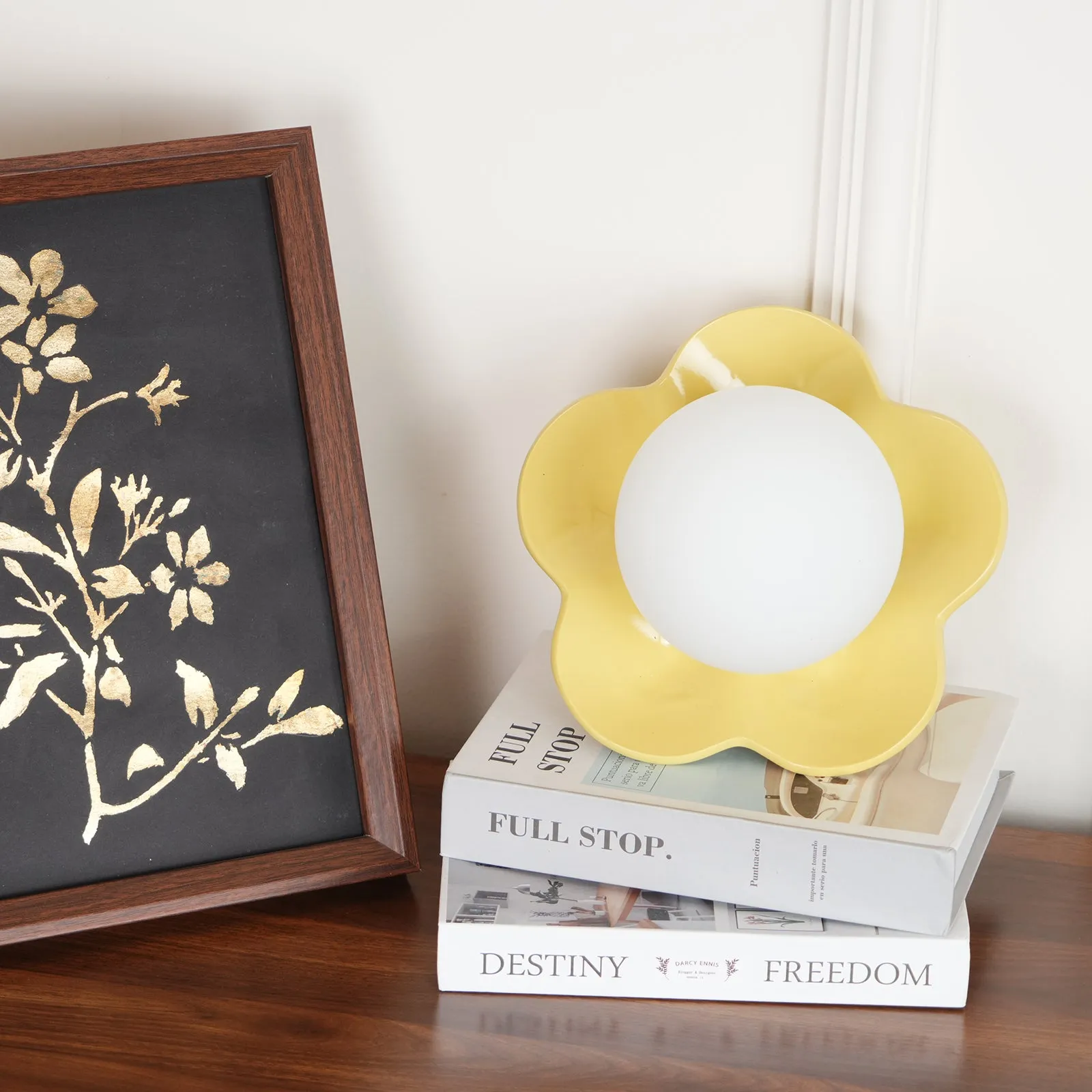 La Fleur Wall Lamp