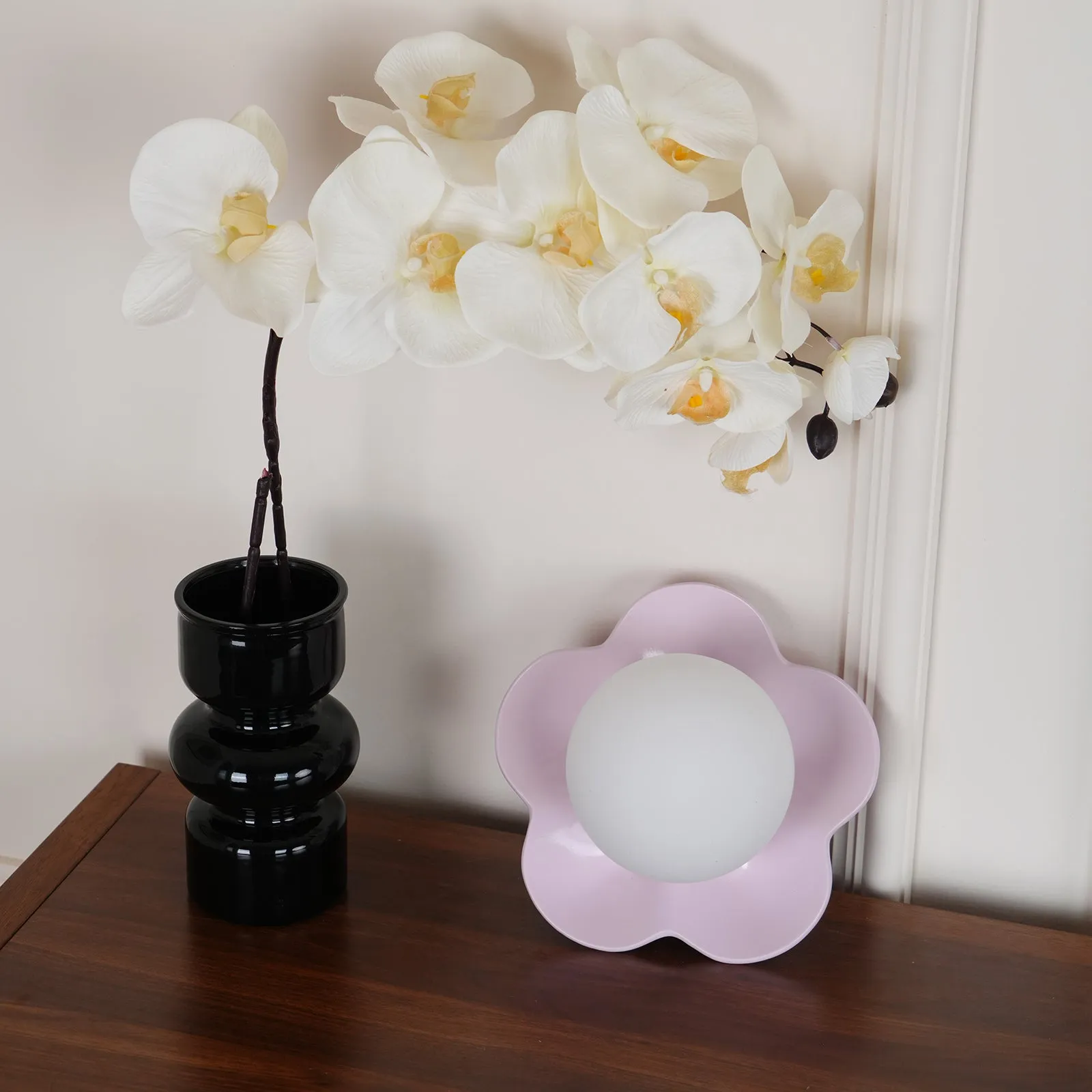 La Fleur Wall Lamp