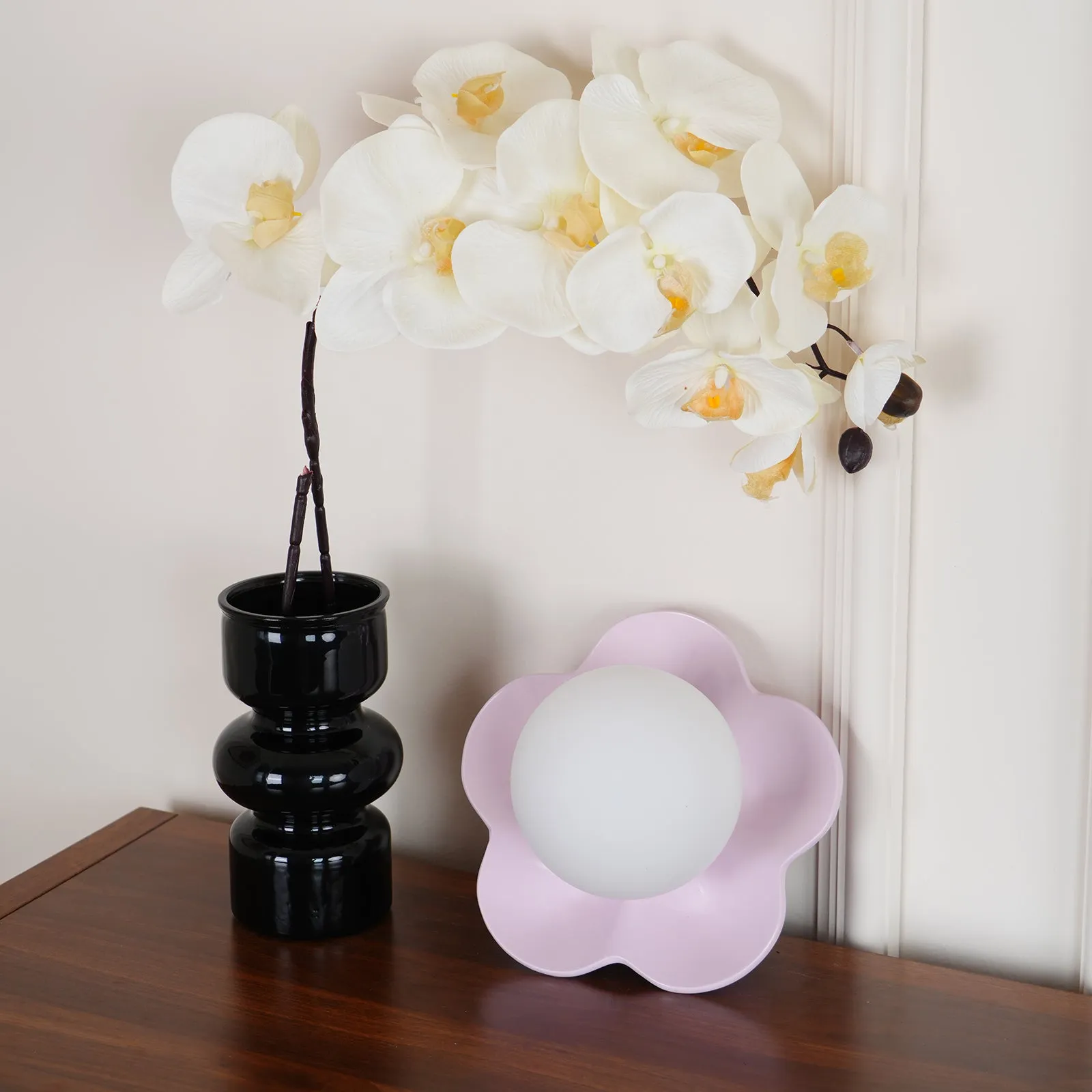 La Fleur Wall Lamp