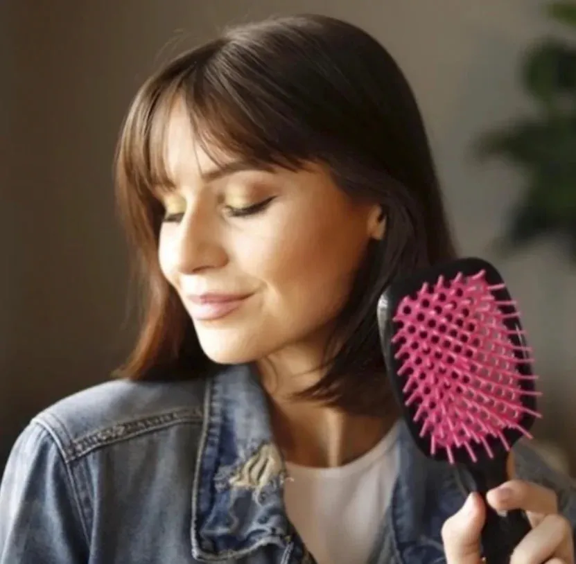 Revolutionary Detangling Hair Brush