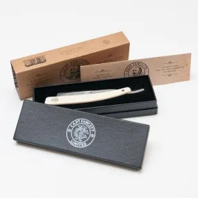 Straight Razor w/ Disposable Blade {clearance}